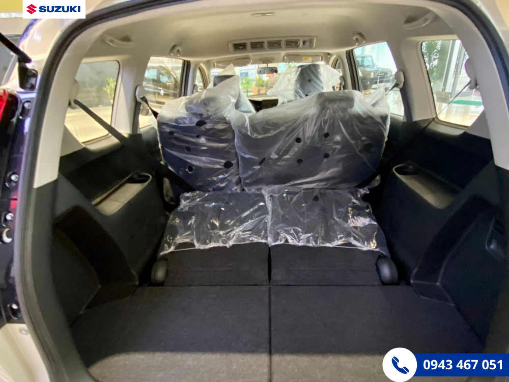 Hình ảnh cốp xe 7 chỗ rộng rãi của Suzuki XL7 Hybrid tại Suzuki Việt Nhật