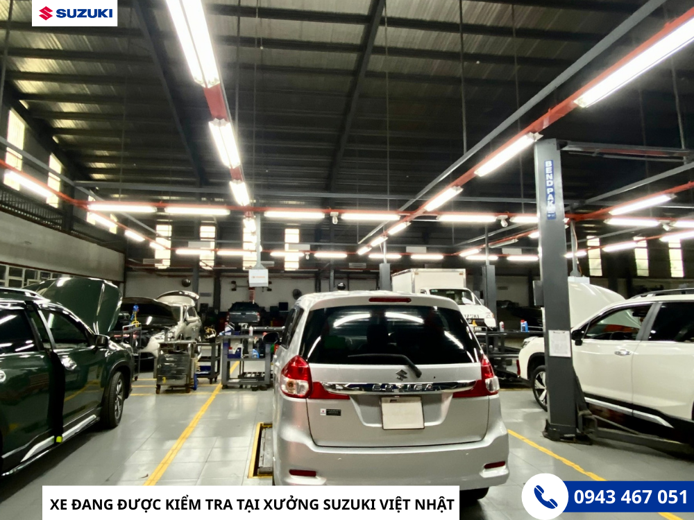 Hình ảnh xe đang được kiểm tra tại xưởng dịch vụ Suzuki Việt Nhật
